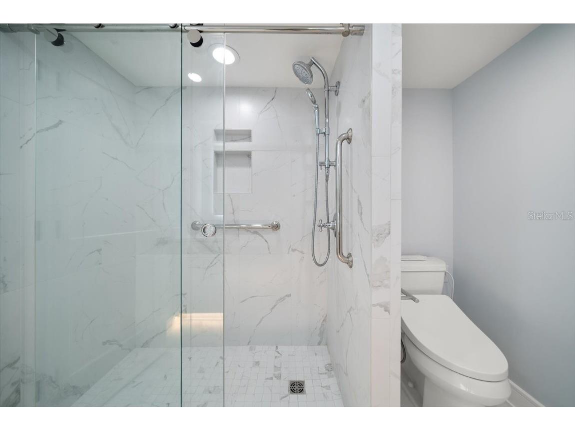 1400 Gulf Boulevard #804 Clearwater Beach FL 33767 TB8384130 image16