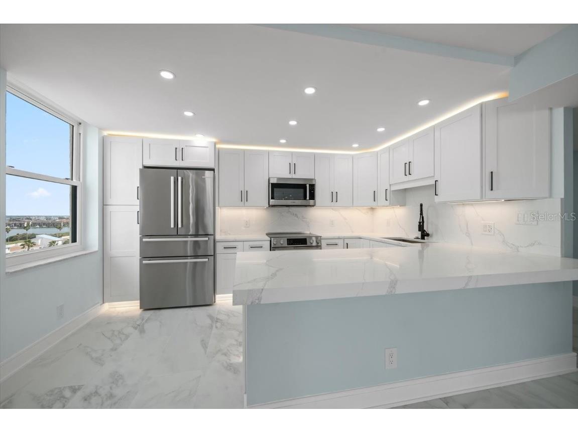 1400 Gulf Boulevard #804 Clearwater Beach FL 33767 TB8384130 image4