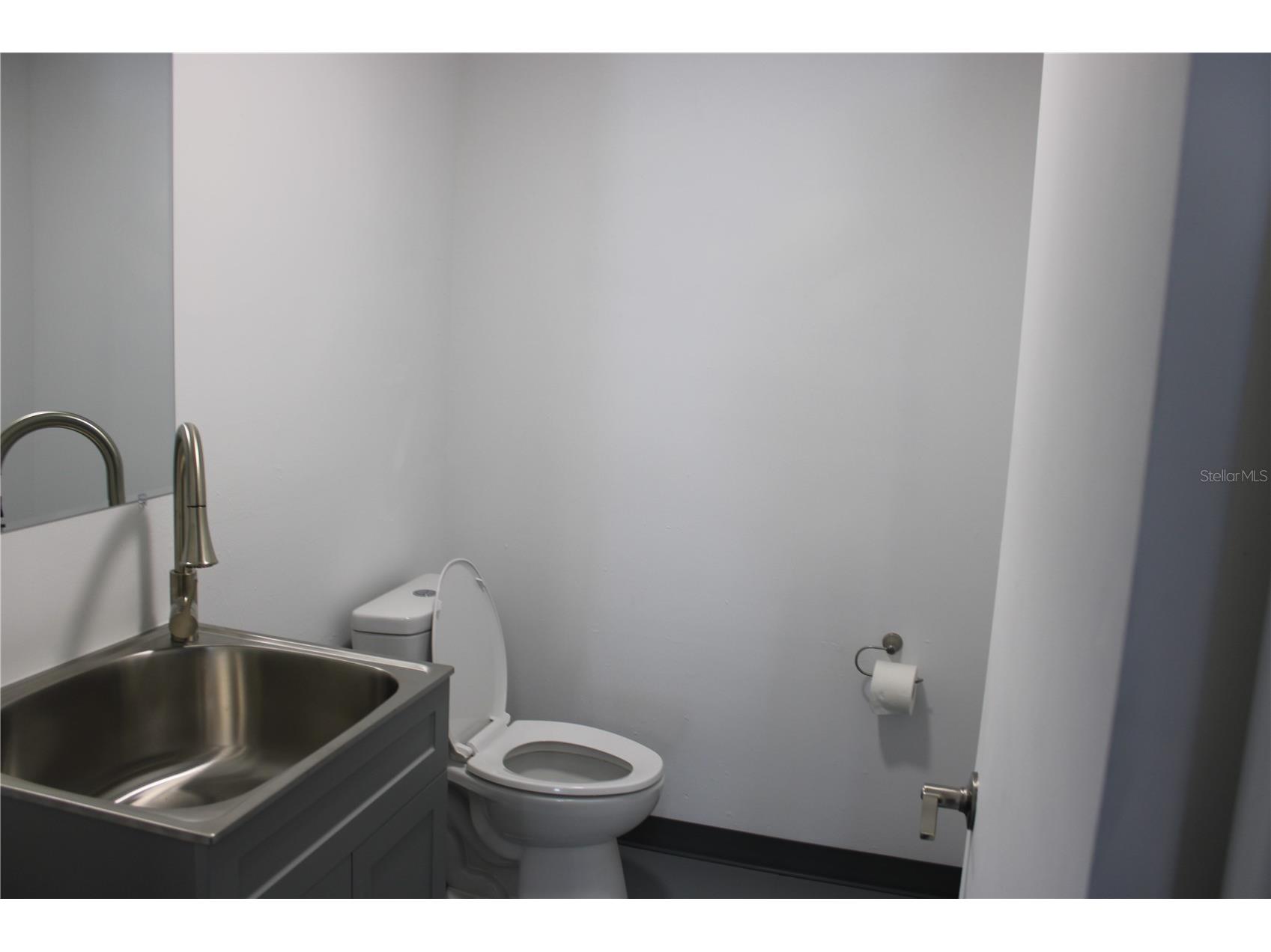 1400 L And R Industrial Boulevard #BLDG. A Tarpon Springs FL 34689 TB8477367 image6