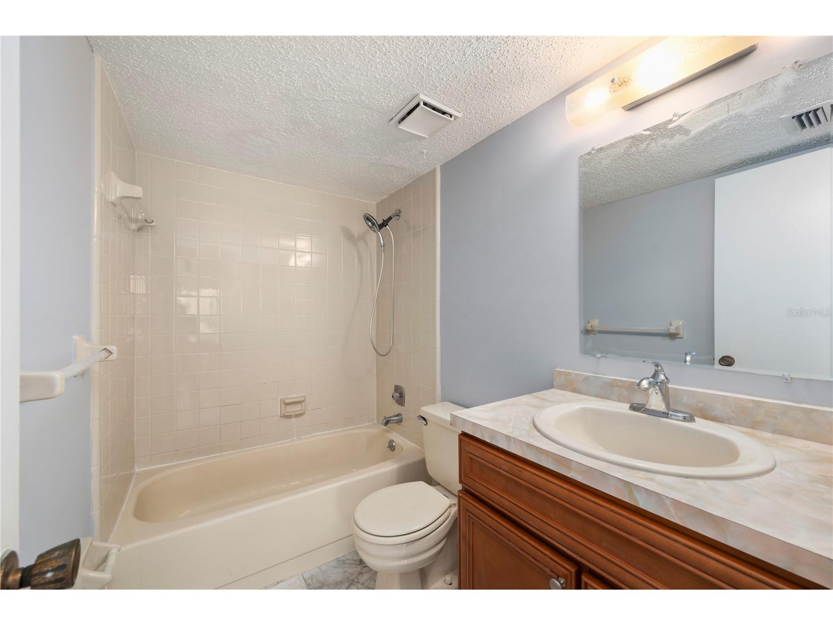 1400 Mineo Drive #12D Punta Gorda FL 33950 C7526311 image23
