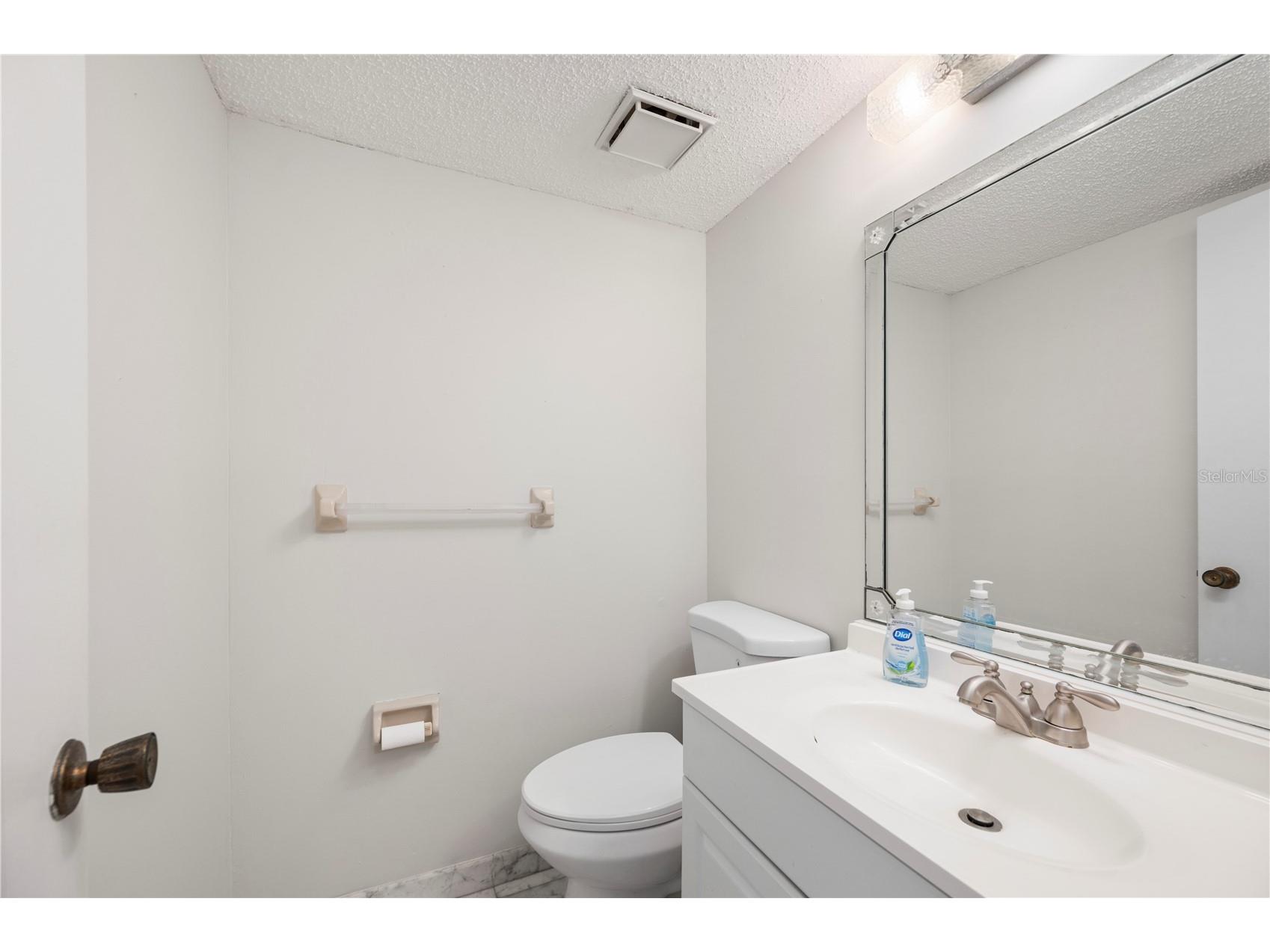 1400 Mineo Drive #12T Punta Gorda FL 33950 C7526310 image8