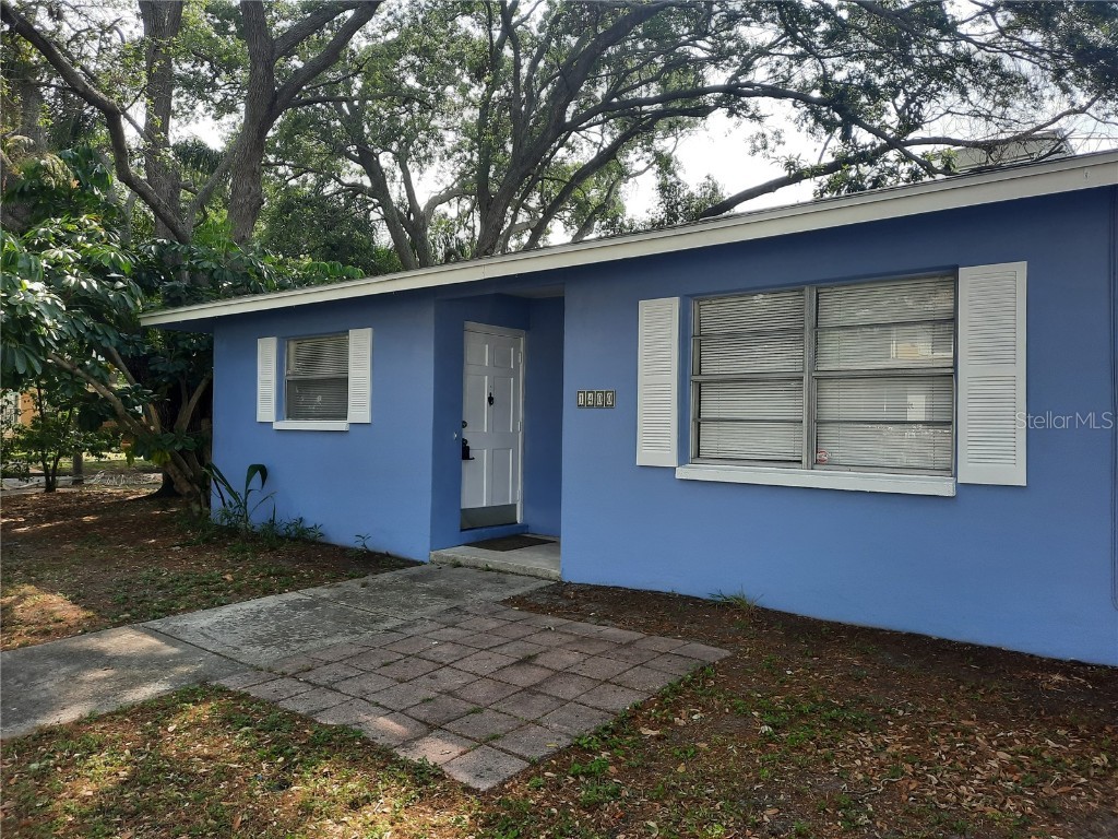 1400 Oak Street NE Saint Petersburg FL 33704 U8190444 image1