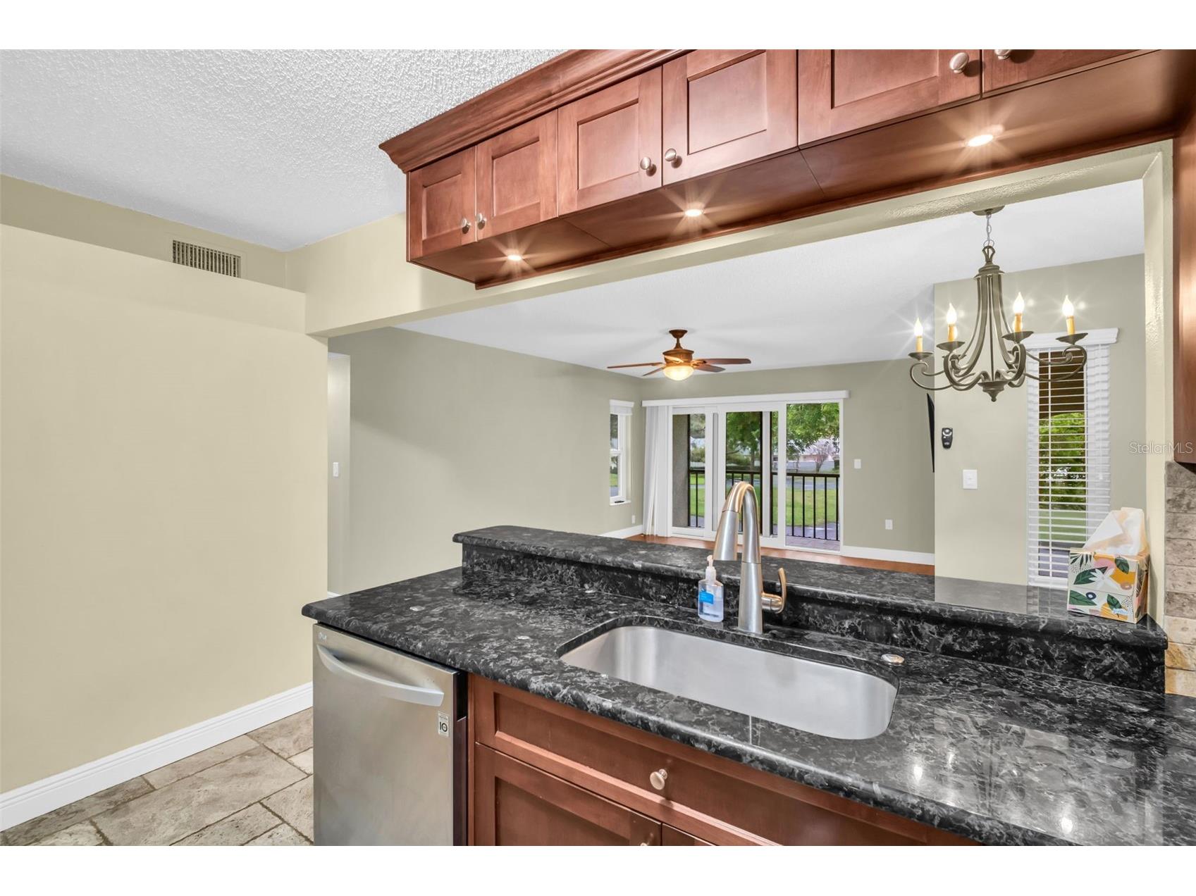1400 Pine Glen Lane #D2 Tarpon Springs FL 34688 TB8486648 image22