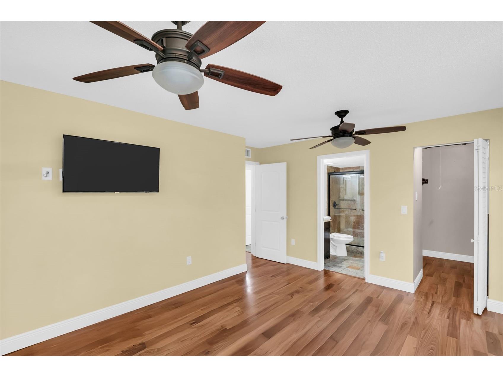 1400 Pine Glen Lane #D2 Tarpon Springs FL 34688 TB8486648 image30