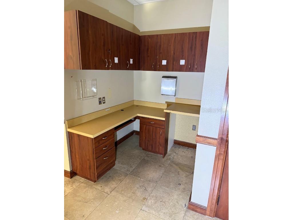 1400 S Us Hwy 441 Building 910 #912 Lady Lake FL 32159 OM707302 image7