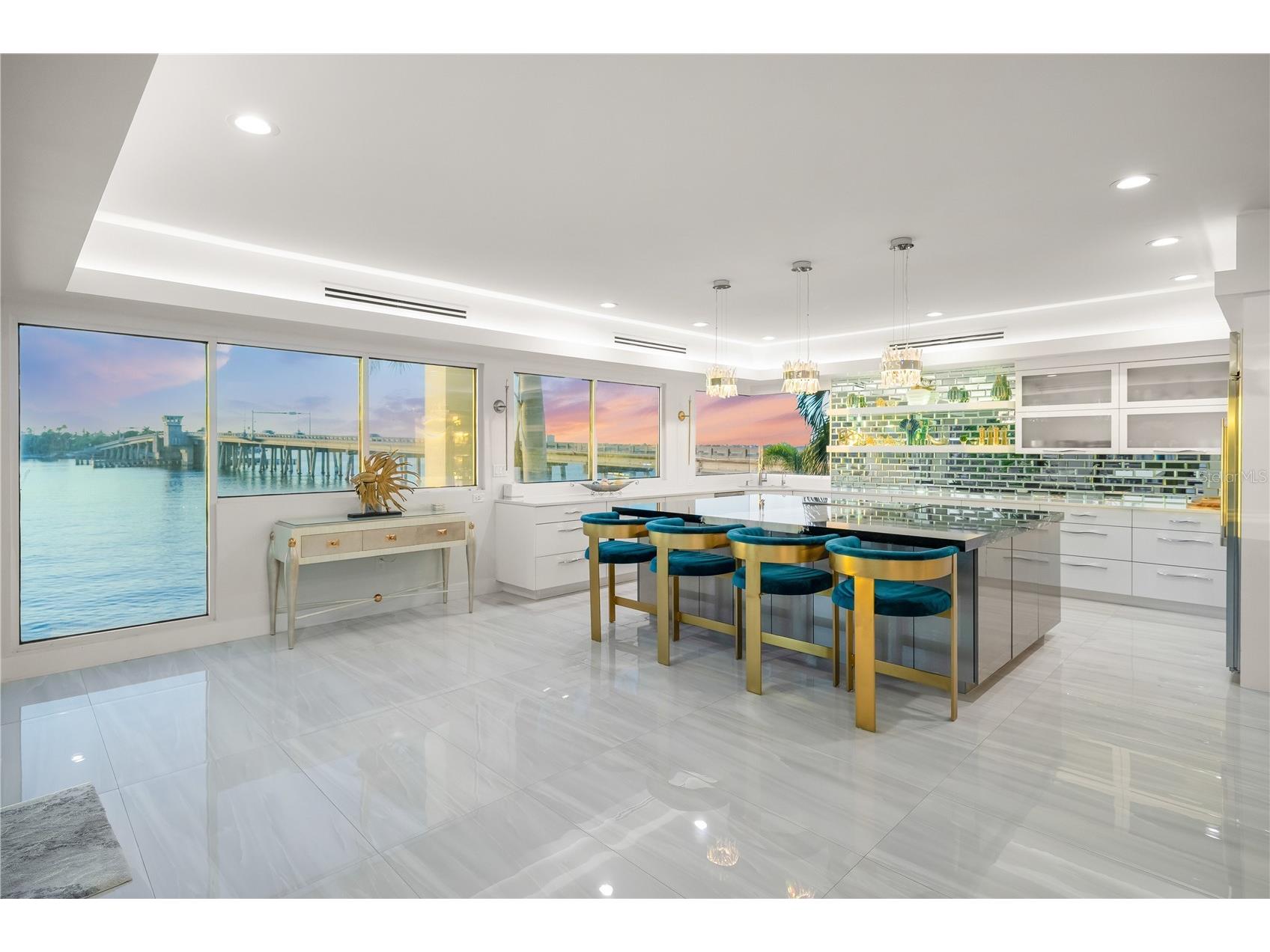 1400 Siesta Drive Sarasota FL 34239 A4678496 image15