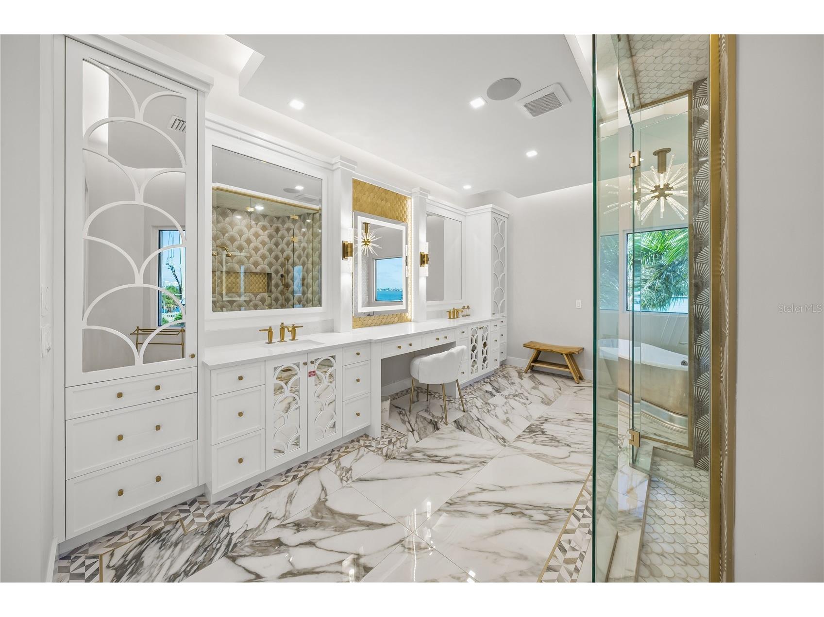 1400 Siesta Drive Sarasota FL 34239 A4678496 image30