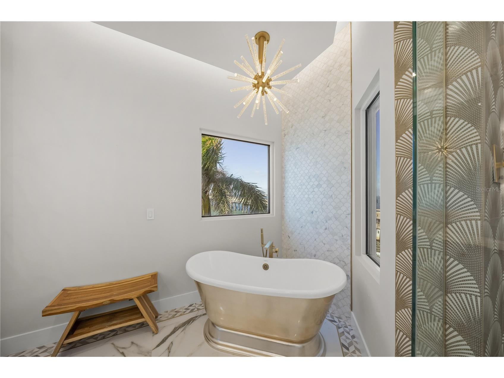 1400 Siesta Drive Sarasota FL 34239 A4678496 image32