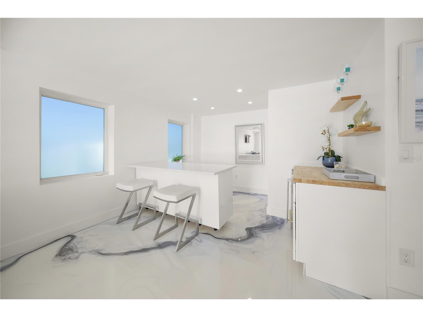 1400 Siesta Drive Sarasota FL 34239 A4678496 image38