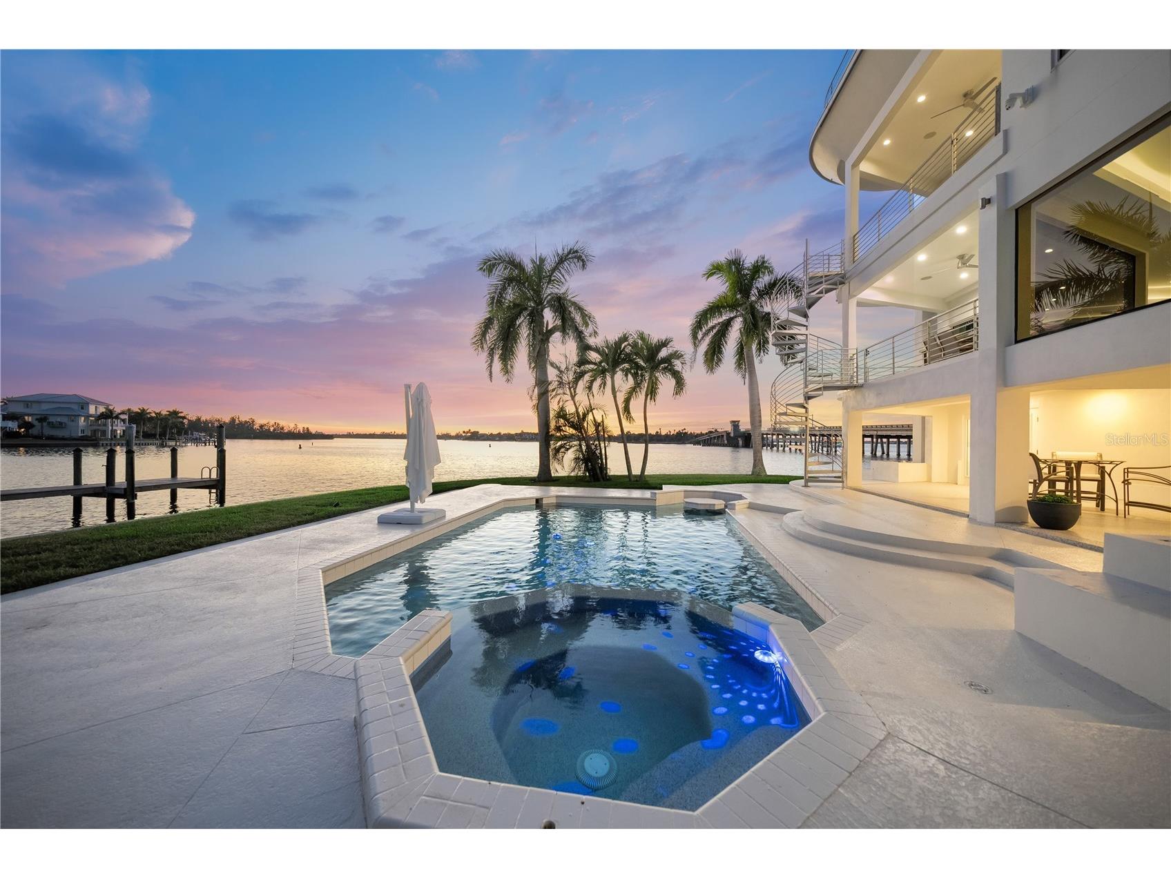 1400 Siesta Drive Sarasota FL 34239 A4678496 image47