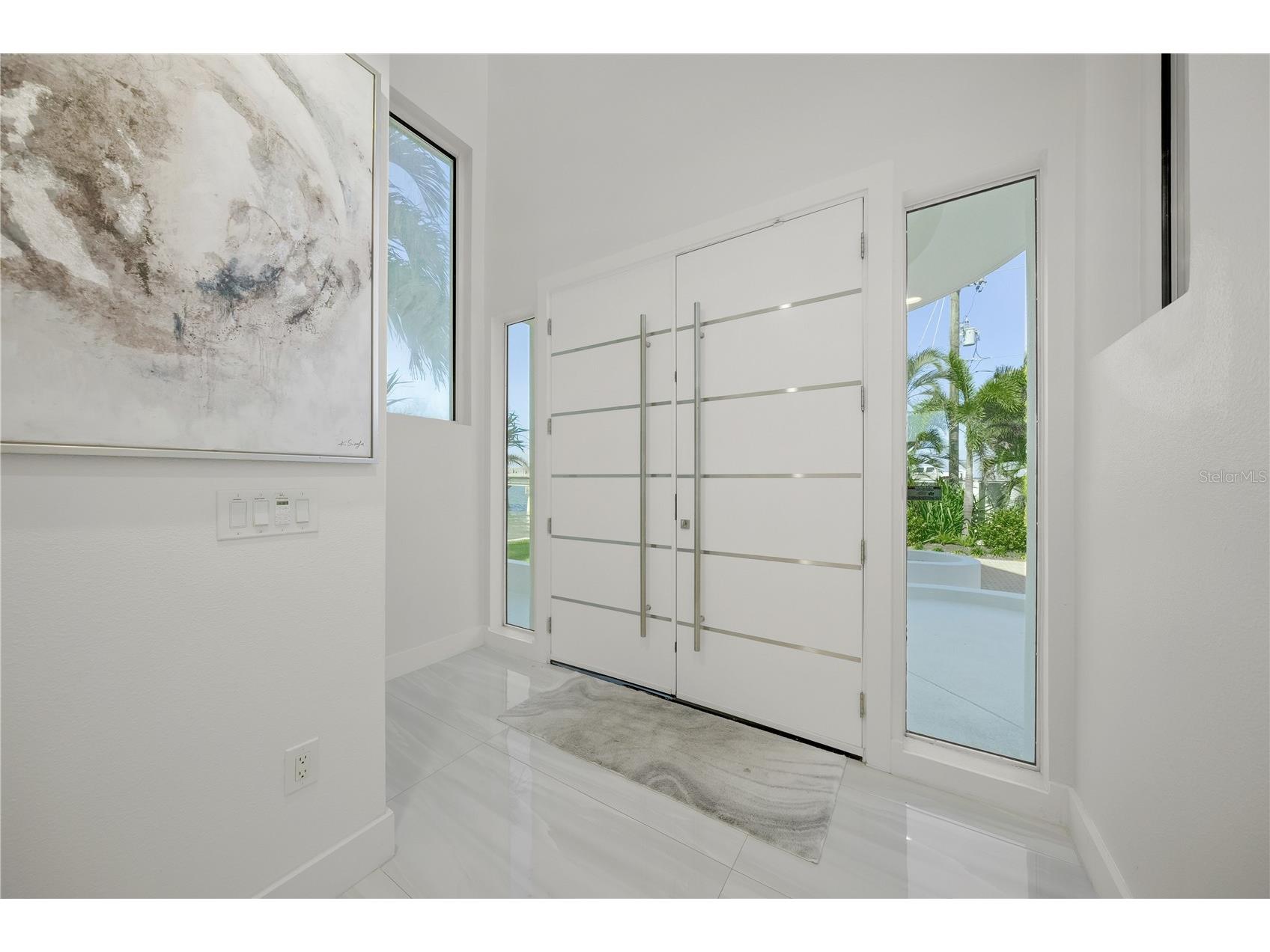 1400 Siesta Drive Sarasota FL 34239 A4678496 image5