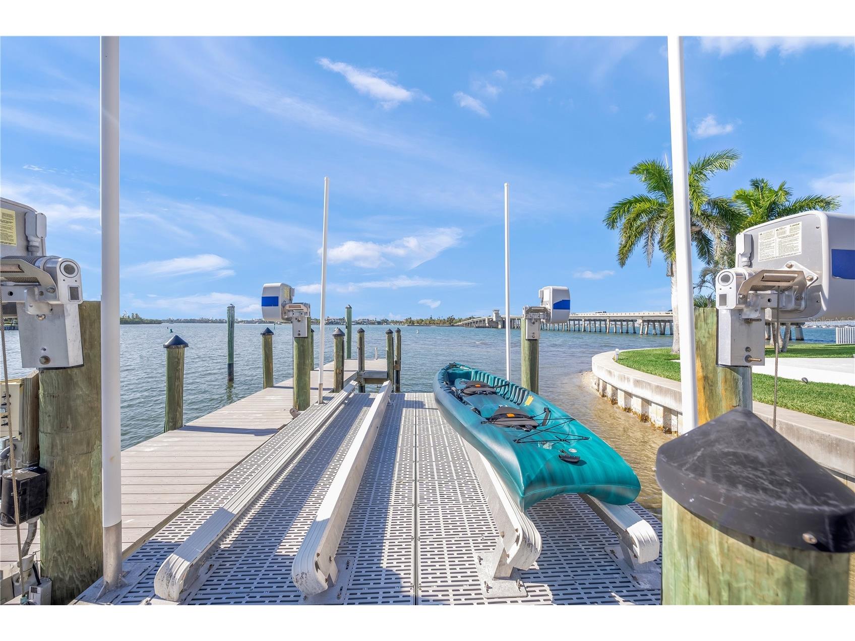 1400 Siesta Drive Sarasota FL 34239 A4678496 image54