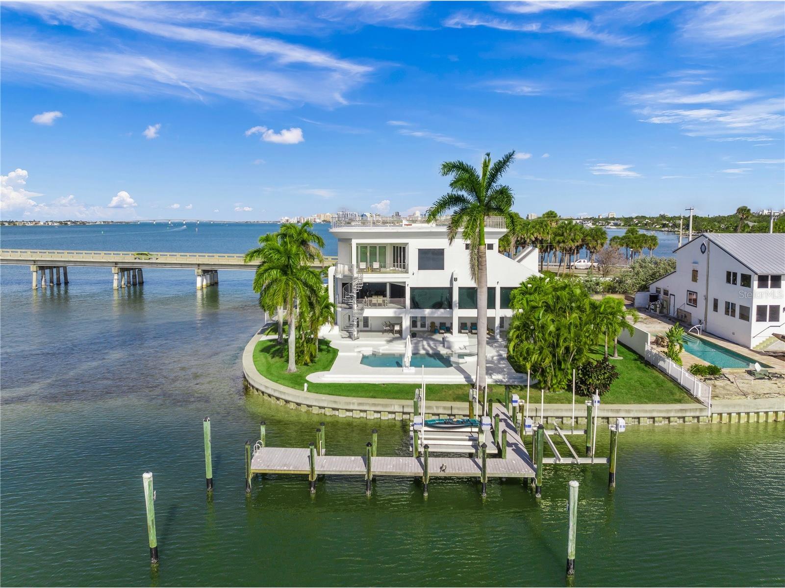 1400 Siesta Drive Sarasota FL 34239 A4678496 image59