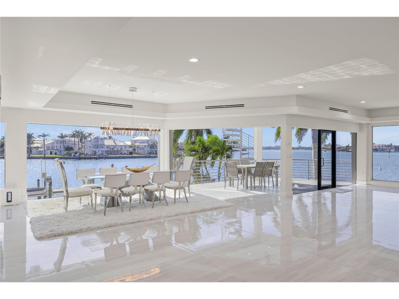 1400 Siesta Drive Sarasota FL 34239 A4678496 image6