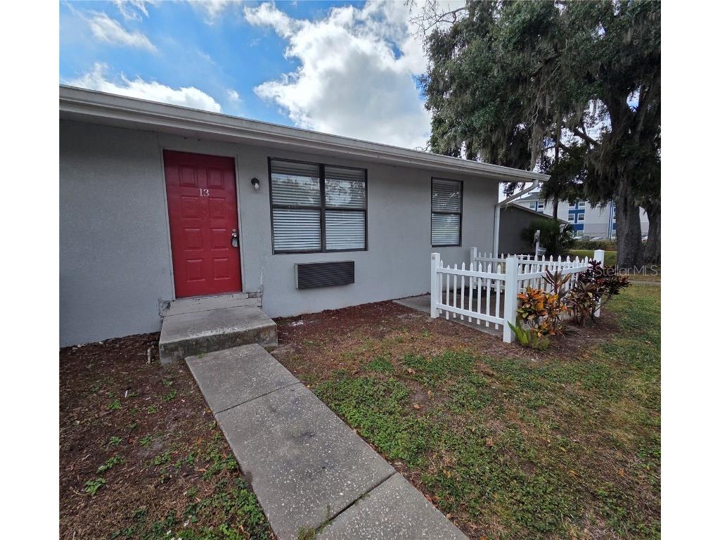 1400 Strawberry Place #13 Plant City FL 33563 TB8455543 image1
