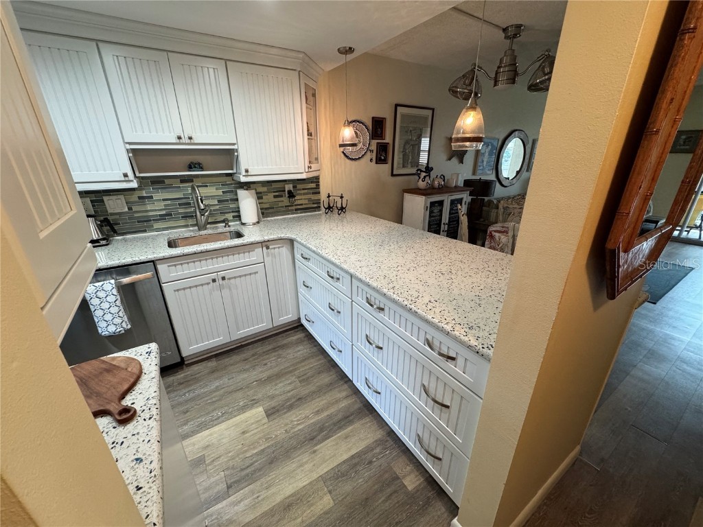 1400 Tarpon Center Drive #111 Venice FL 34285 N6141989 image5