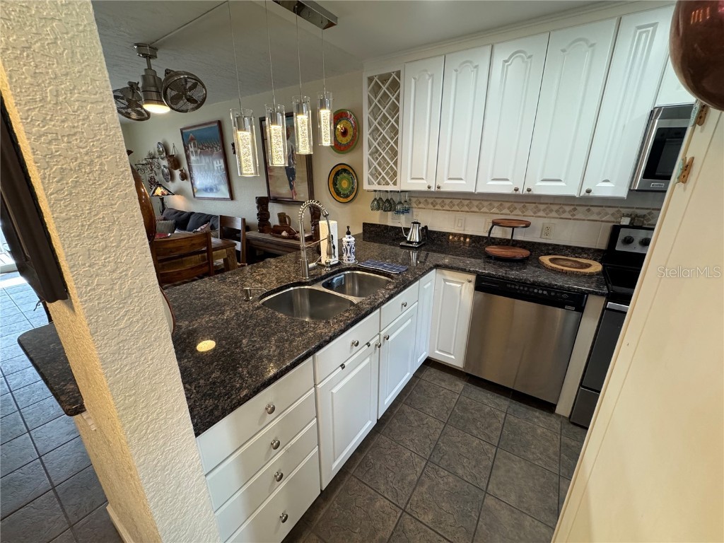 1400 Tarpon Center Drive #206 Venice FL 34285 N6141990 image4