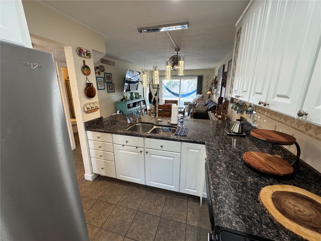 1400 Tarpon Center Drive #206 Venice FL 34285 N6141990 image7