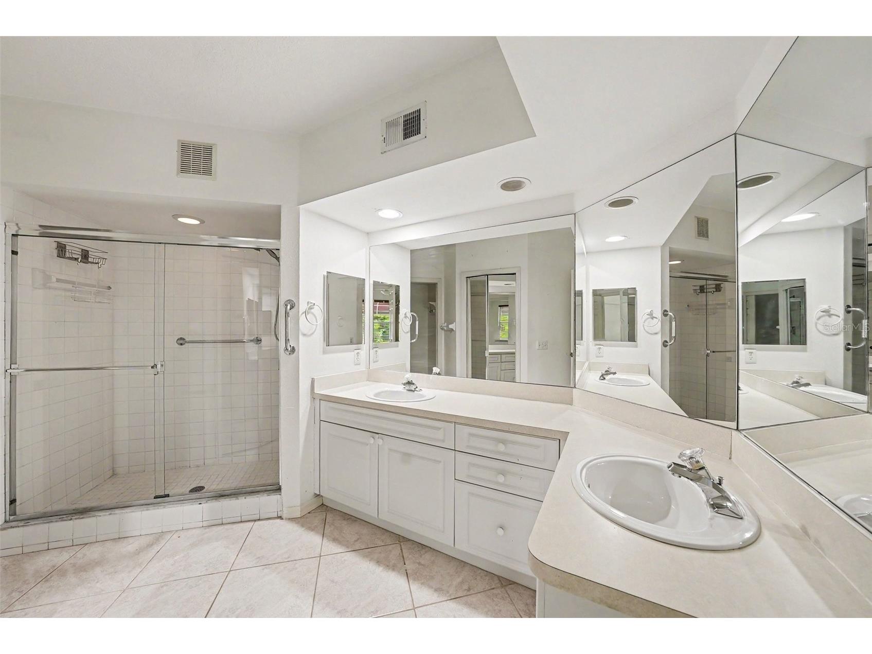 1400 Water View Drive W #102 Largo FL 33771 TB8517883 image21