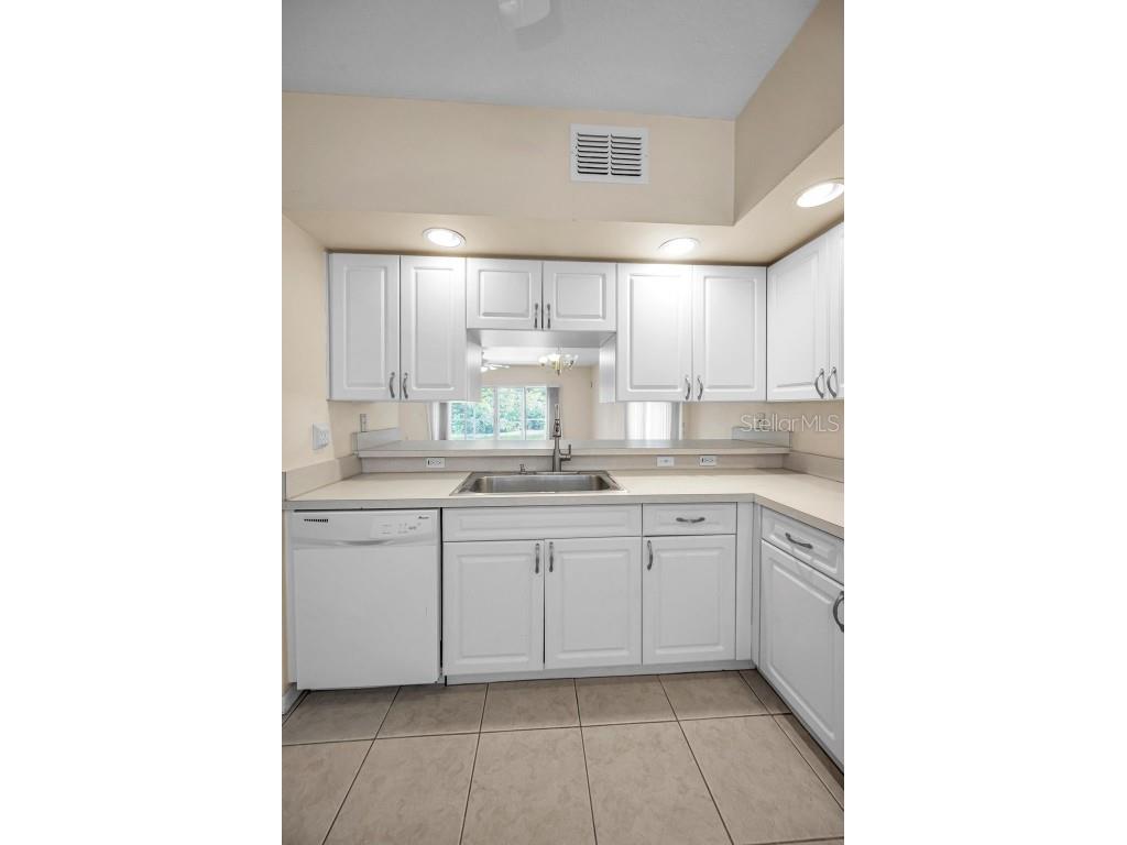 1400 Water View Drive W #104 Largo FL 33771 TB8433970 image18