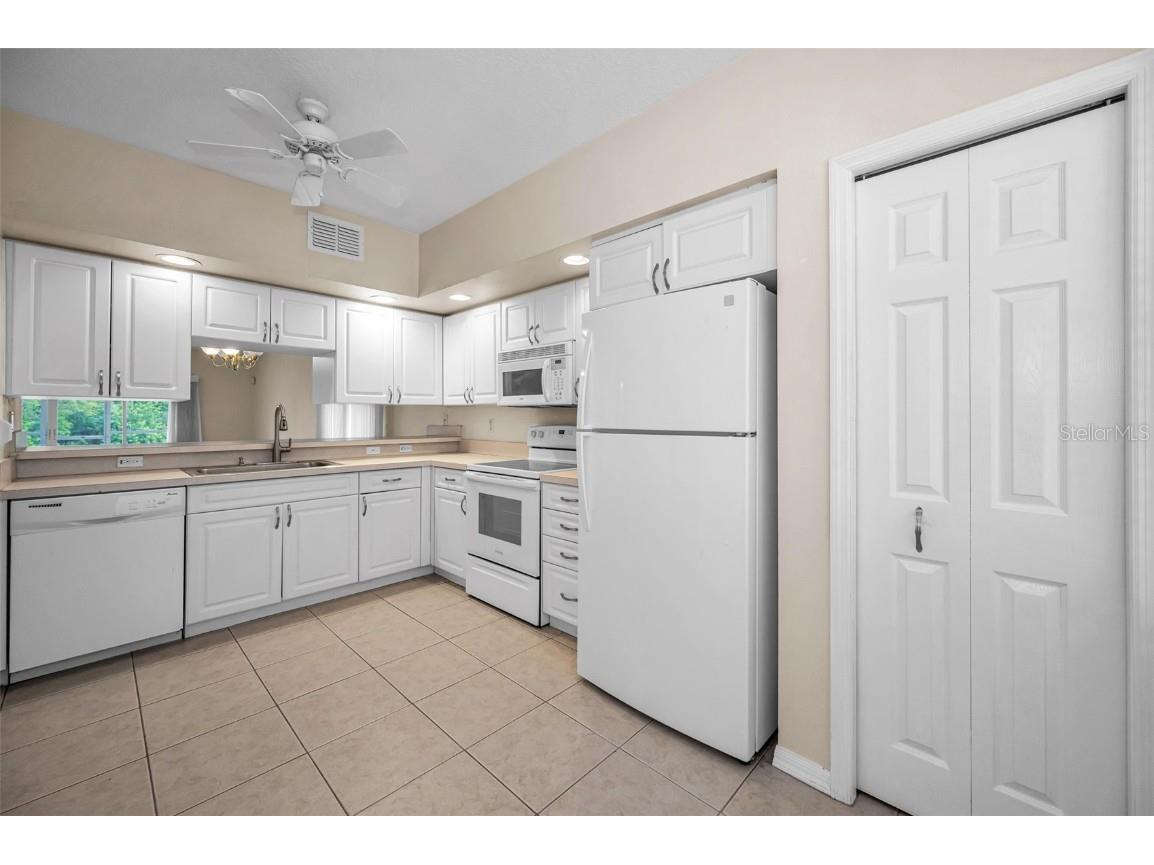 1400 Water View Drive W #104 Largo FL 33771 TB8433970 image21