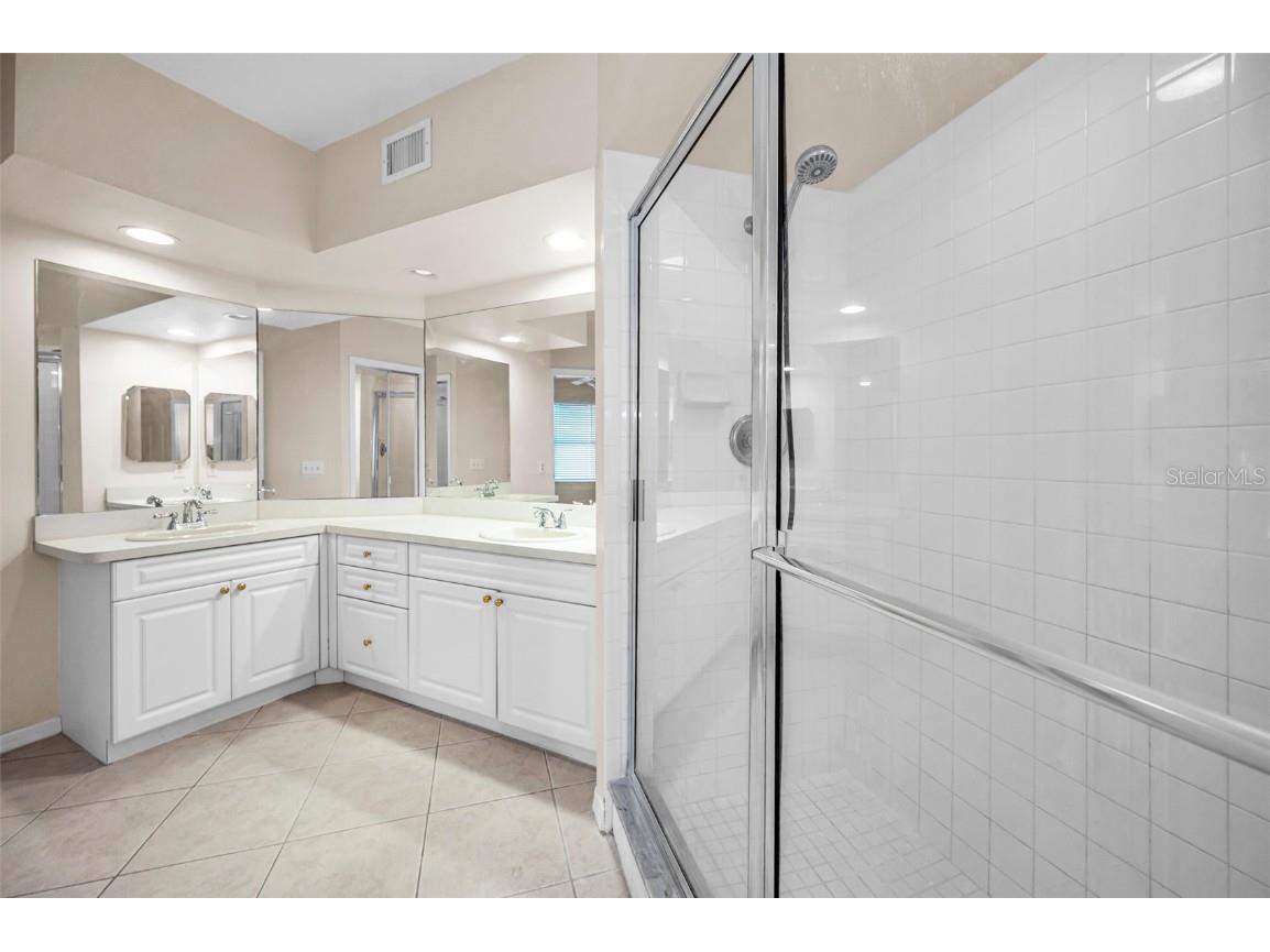 1400 Water View Drive W #104 Largo FL 33771 TB8433970 image29