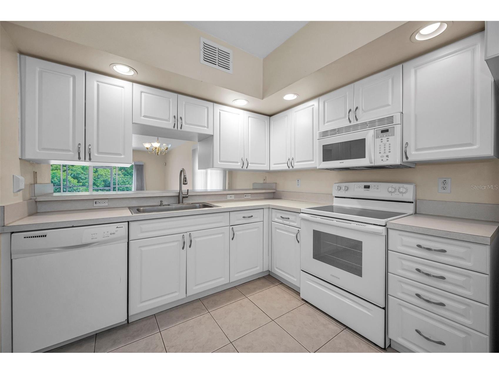 1400 Water View Drive W #104 Largo FL 33771 TB8517038 image15