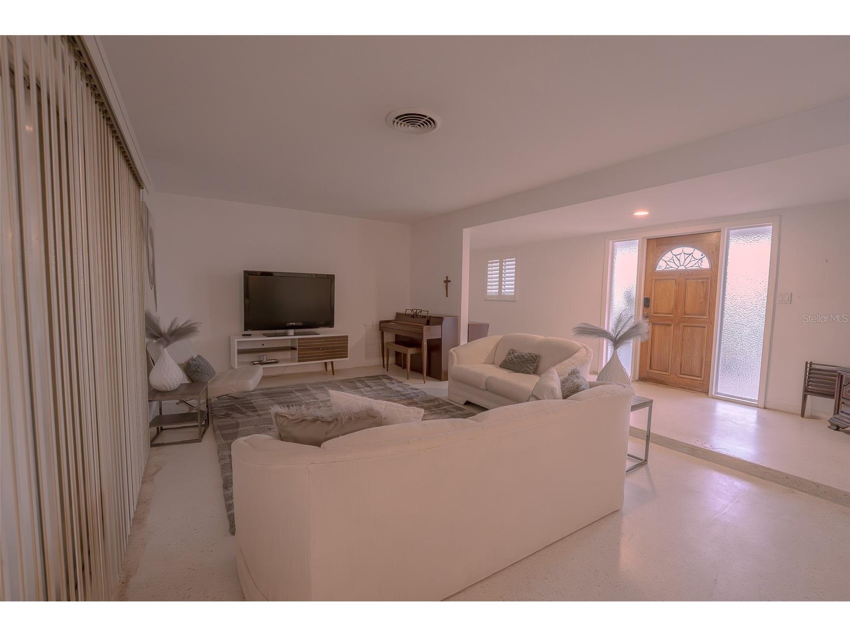 14001 Yacht Club Boulevard Seminole FL 33776 TB8464265 image5