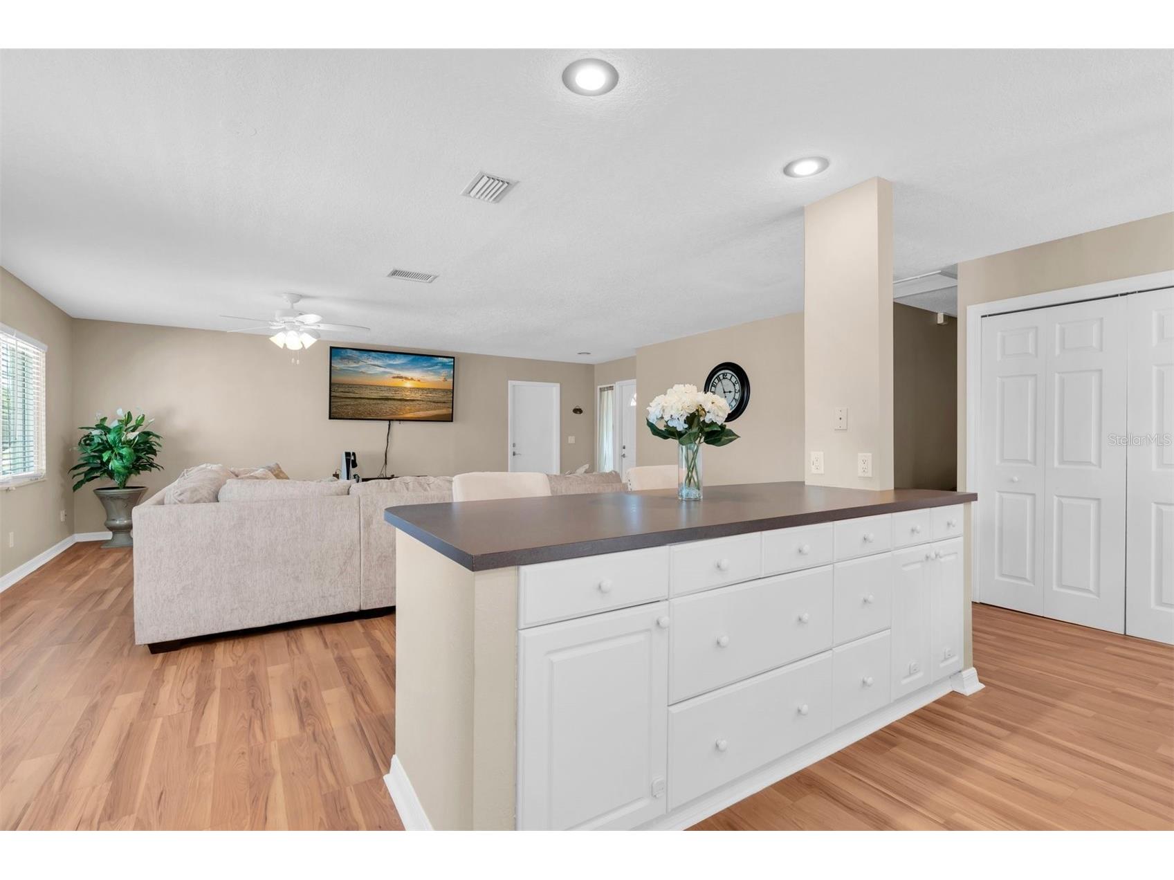 14006 Cascade Lane Tampa FL 33618 TB8504527 image6