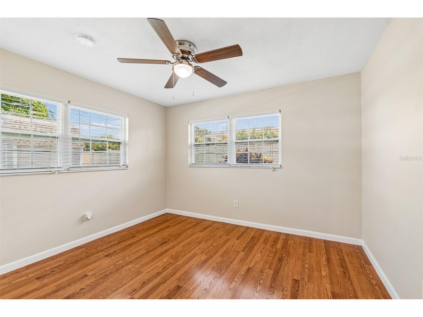 14006 Starboard Drive Seminole FL 33776 TB8525383 image32