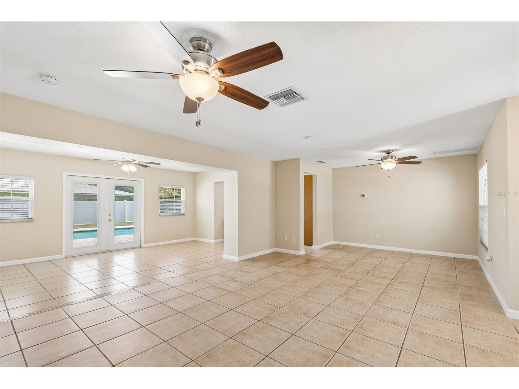14006 Starboard Drive Seminole FL 33776 TB8525383 image4