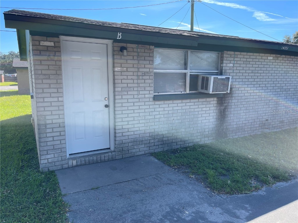 14007 Candy Court #B Tampa FL 33613 T3496271 image1