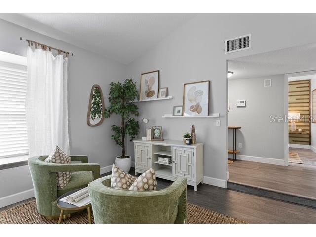 14009 Dominion Court Tampa FL 33613 O6370632 image3