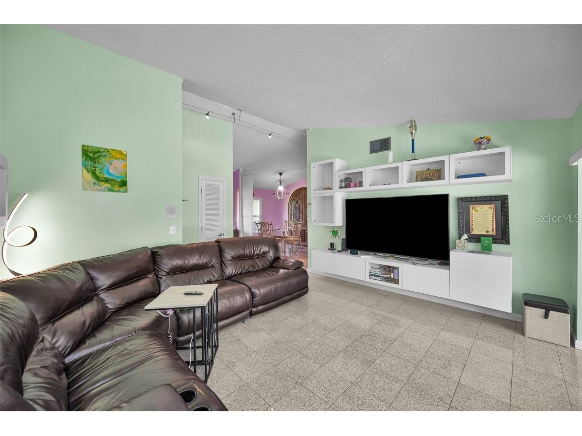 14009 Middleton Way Tampa FL 33624 TB8422211 image4