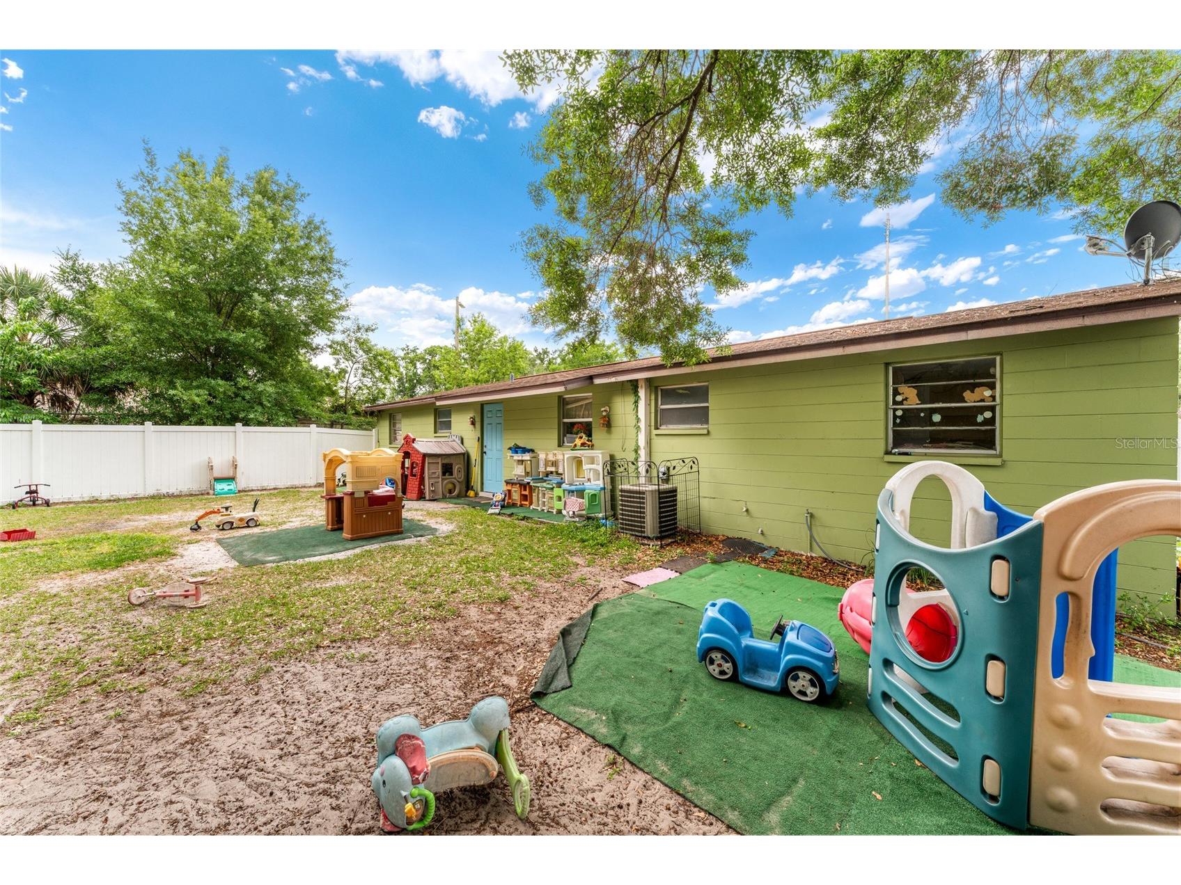 14009 N 20th Street Tampa FL 33613 TB8504731 image35