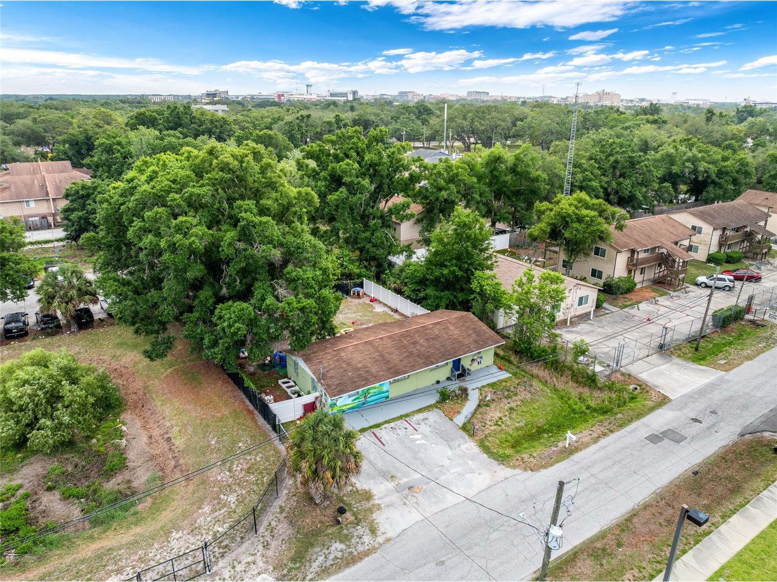 14009 N 20th Street Tampa FL 33613 TB8504731 image45