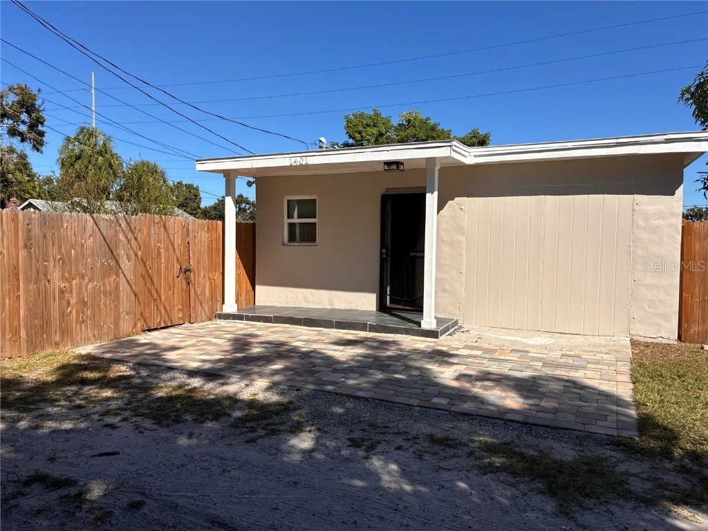 1401 1/2 31st Street S Saint Petersburg FL 33712 TB8441638 image1