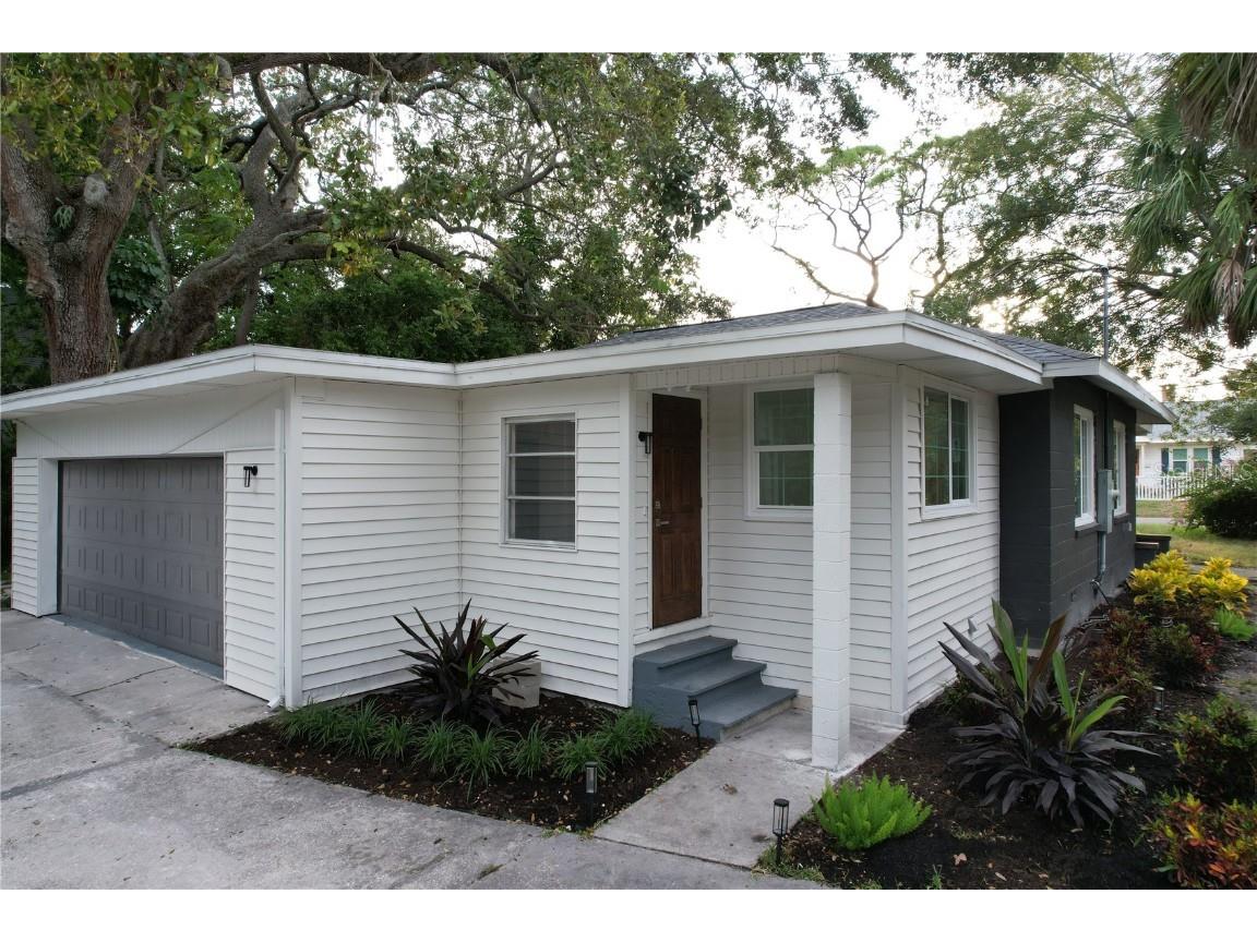 1401 22nd Street W Bradenton FL 34205 T3544495 image1