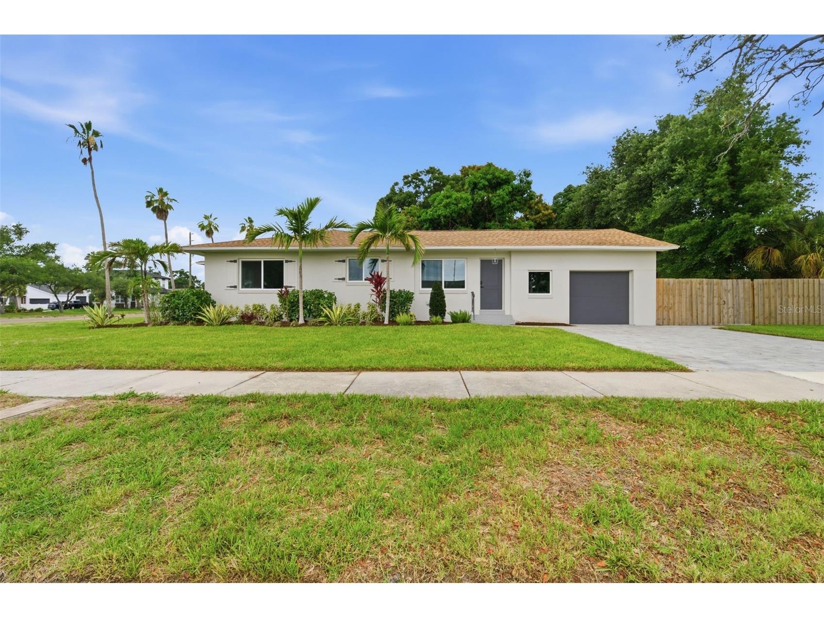 1401 49th Street N Saint Petersburg FL 33710 TB8515272 image1