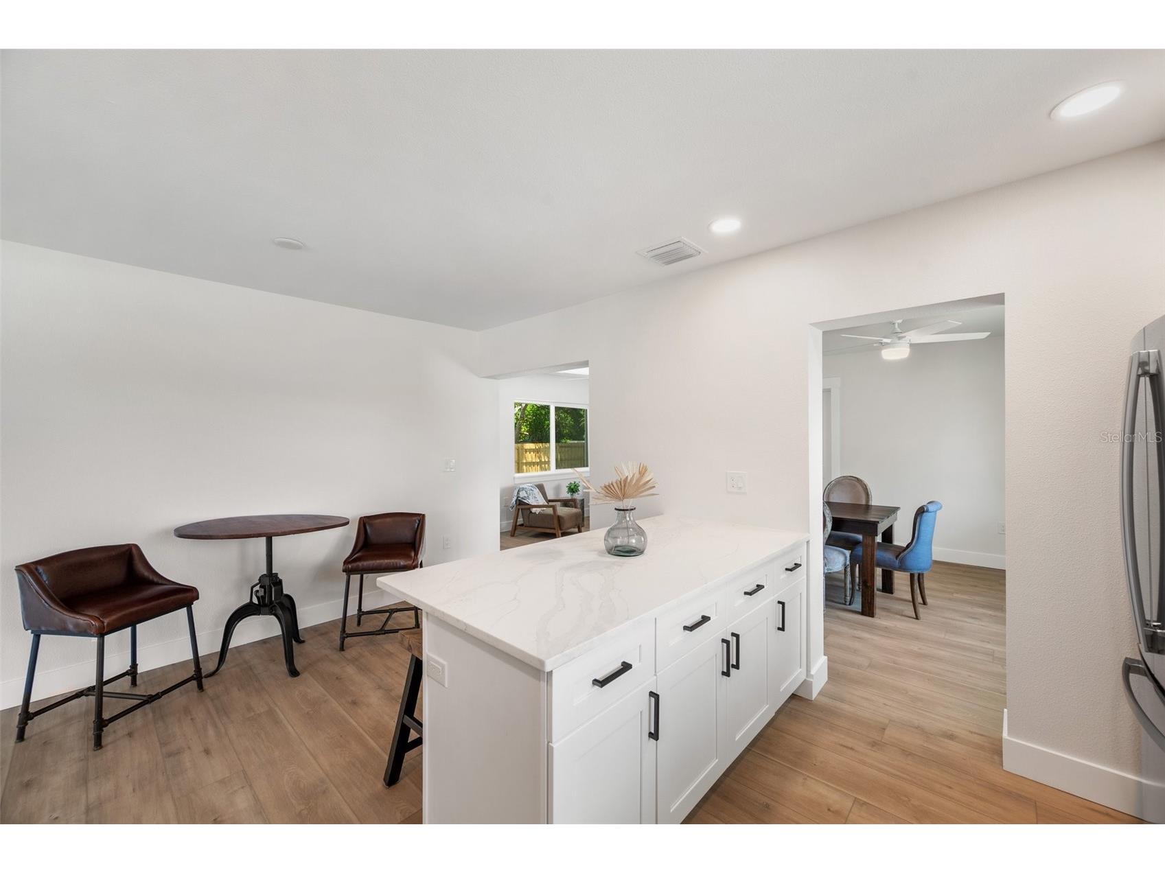 1401 49th Street N Saint Petersburg FL 33710 TB8515272 image10