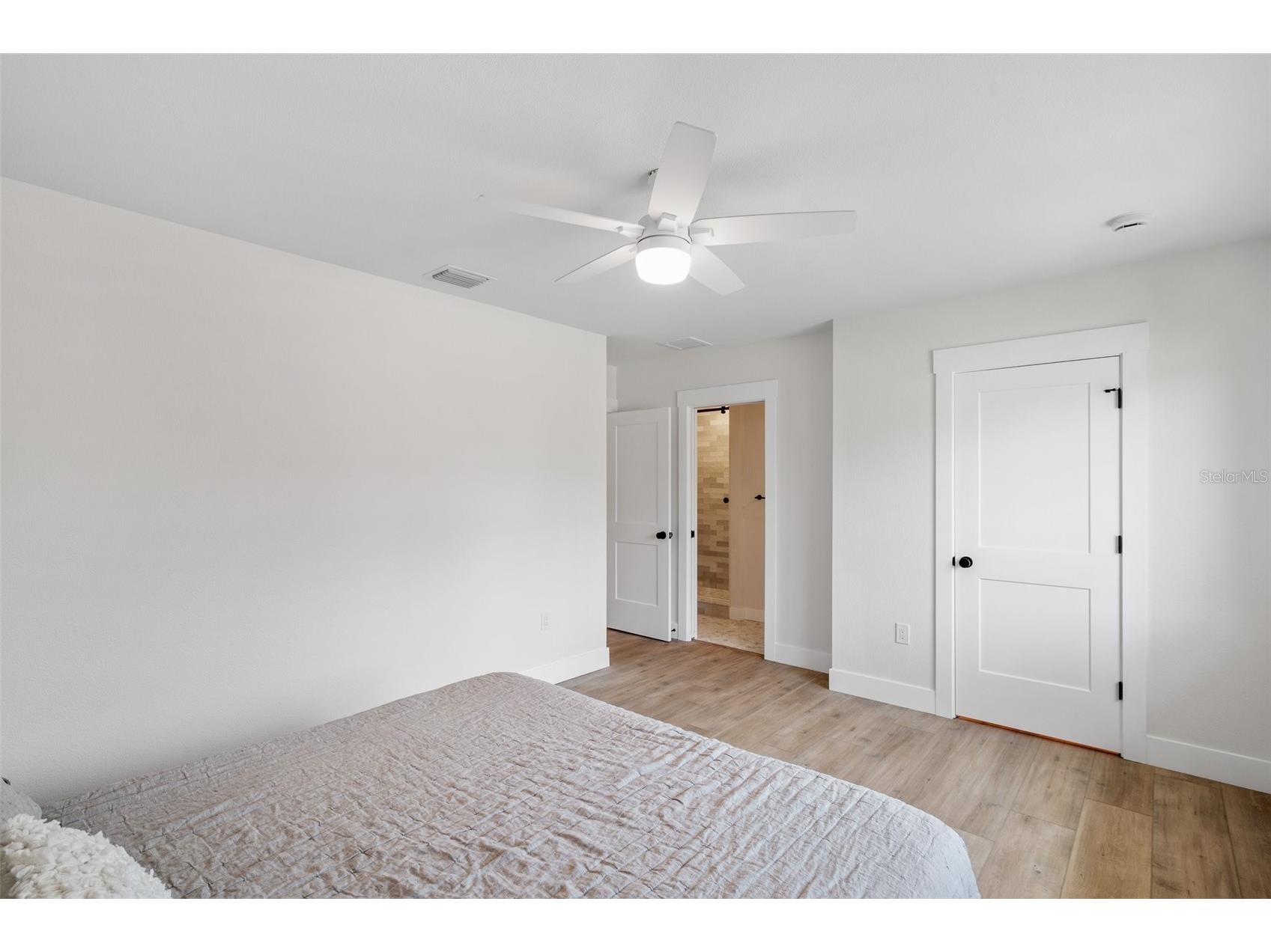 1401 49th Street N Saint Petersburg FL 33710 TB8515272 image14