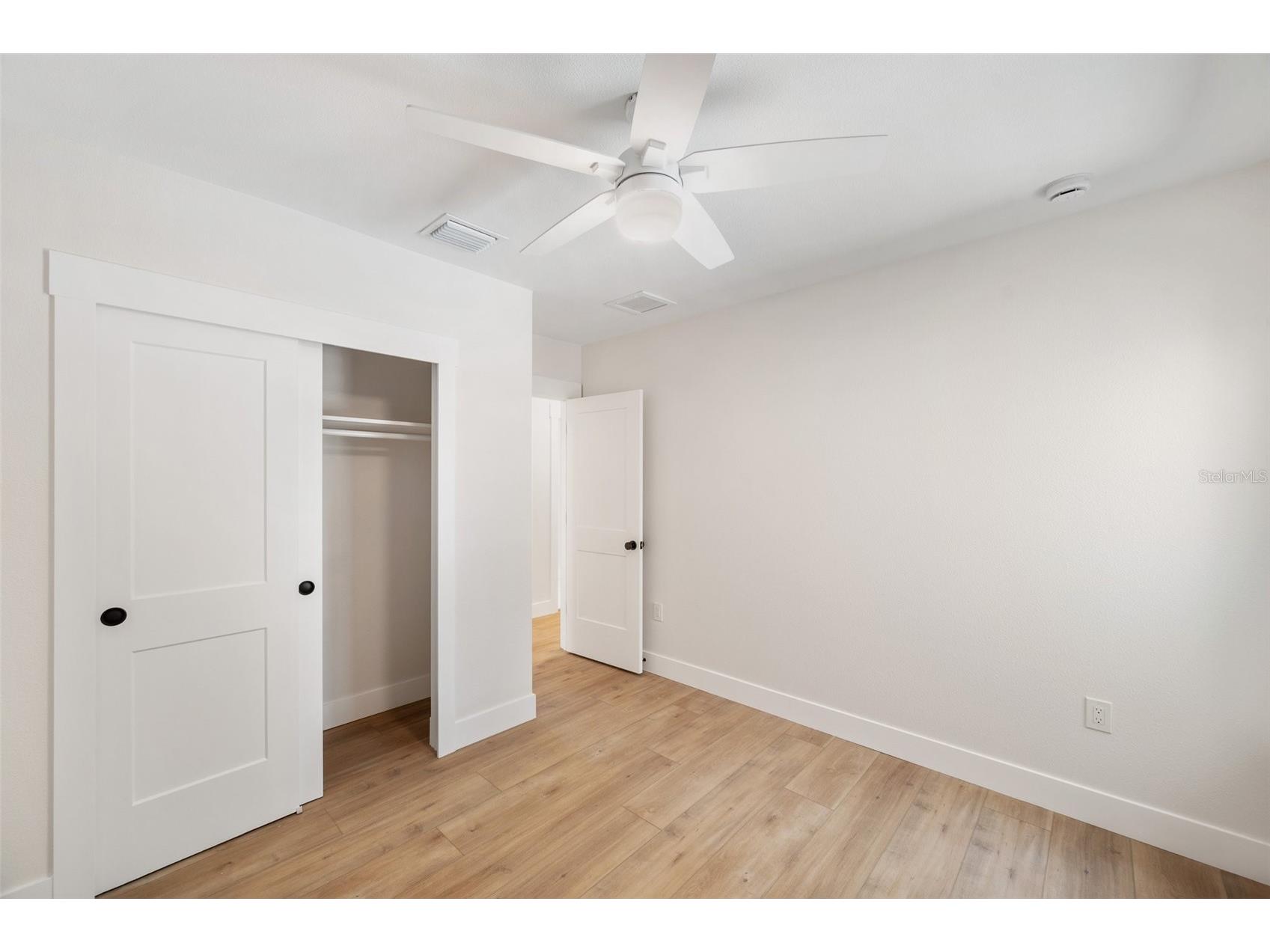 1401 49th Street N Saint Petersburg FL 33710 TB8515272 image20