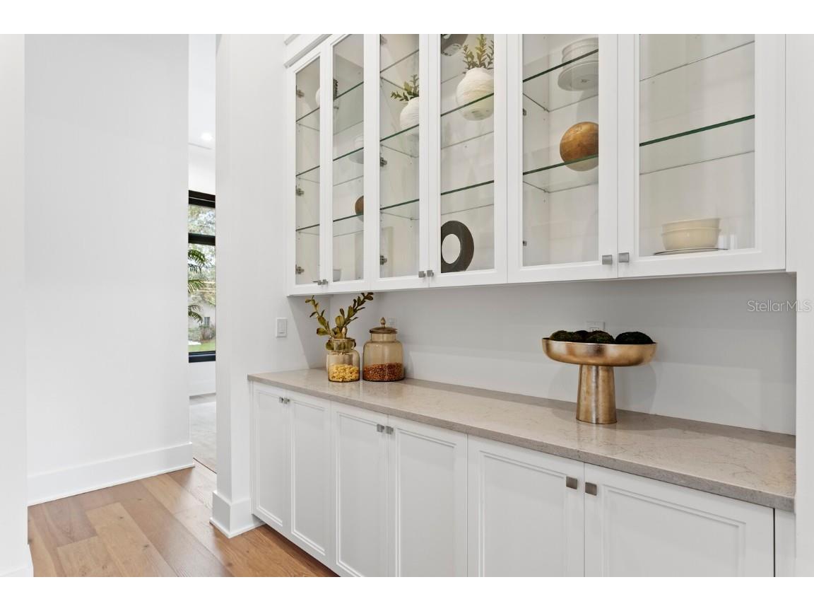 1401 Brightwaters Boulevard NE Saint Petersburg FL 33704 - TAMPA BAY TB8356659 image18