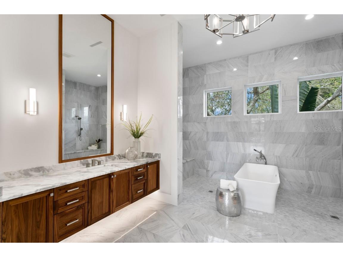 1401 Brightwaters Boulevard NE Saint Petersburg FL 33704 - TAMPA BAY TB8356659 image33