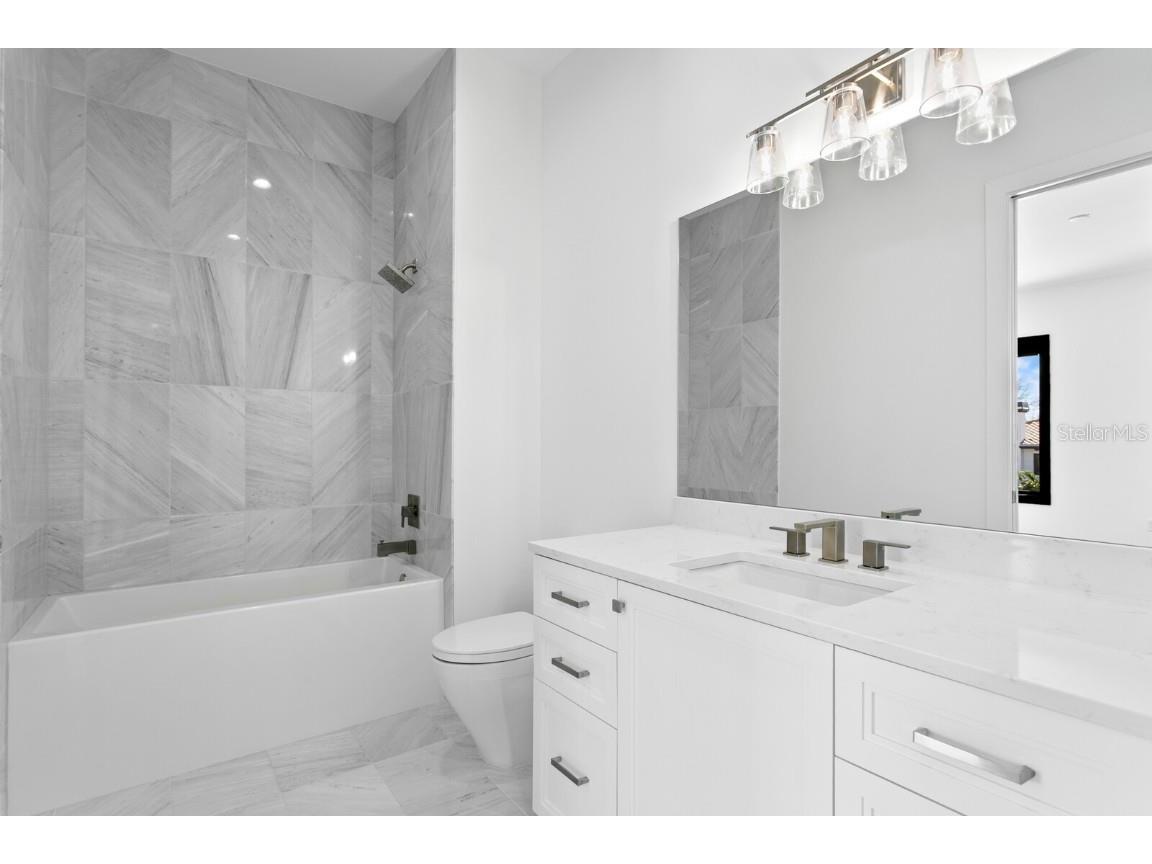 1401 Brightwaters Boulevard NE Saint Petersburg FL 33704 - TAMPA BAY TB8356659 image43