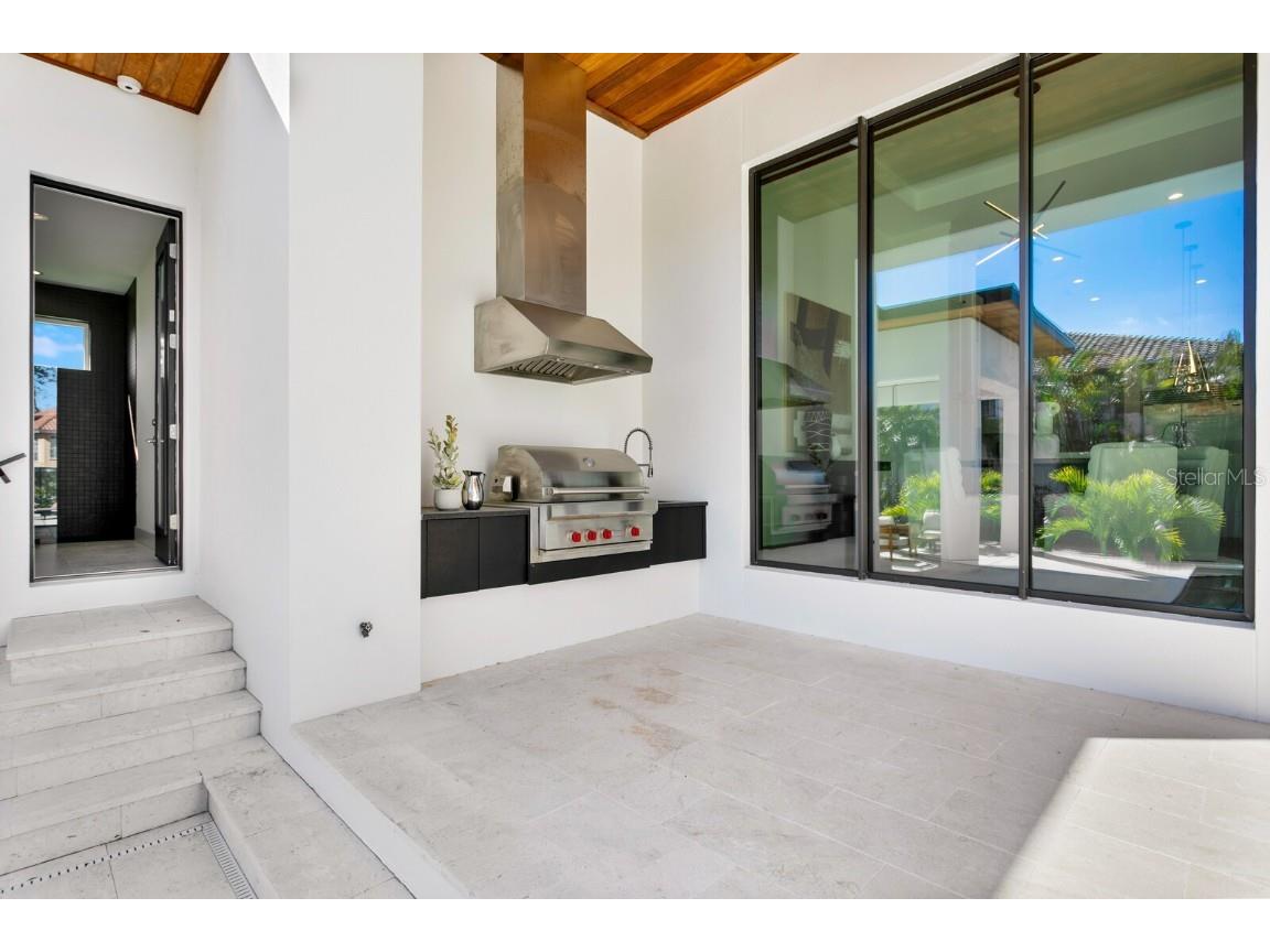 1401 Brightwaters Boulevard NE Saint Petersburg FL 33704 - TAMPA BAY TB8356659 image52