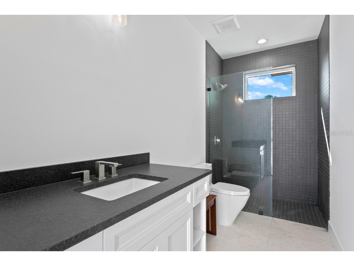 1401 Brightwaters Boulevard NE Saint Petersburg FL 33704 - TAMPA BAY TB8356659 image53