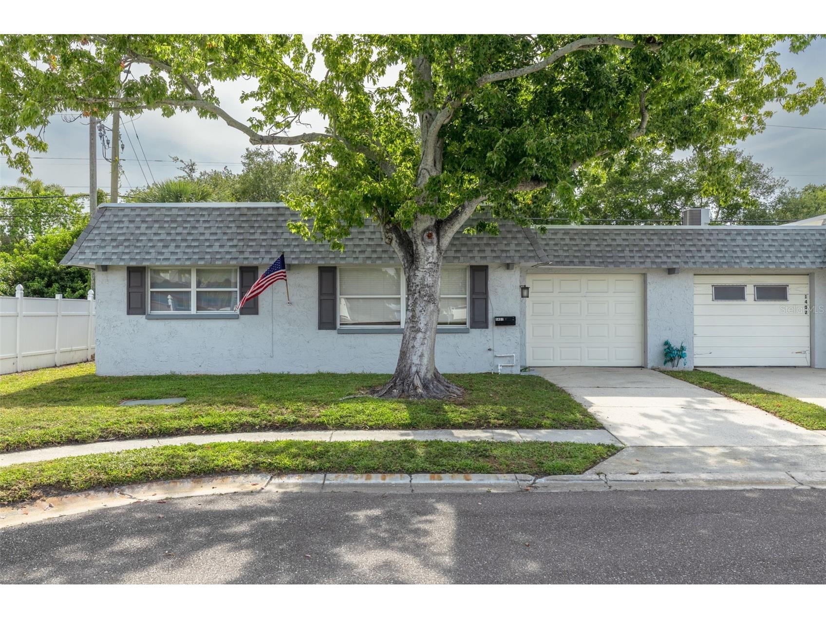 1401 Cara Drive #1401 Largo FL 33771 TB8505811 image1
