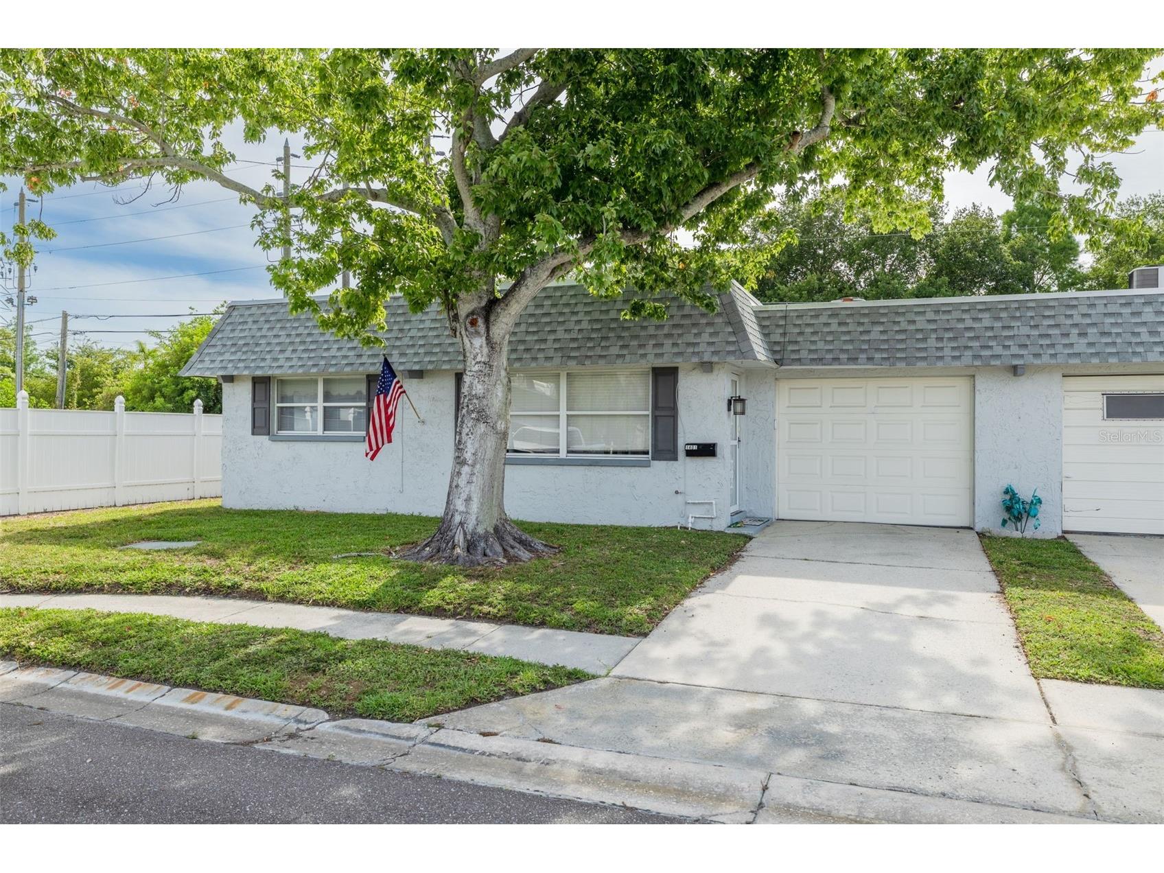1401 Cara Drive #1401 Largo FL 33771 TB8505811 image2