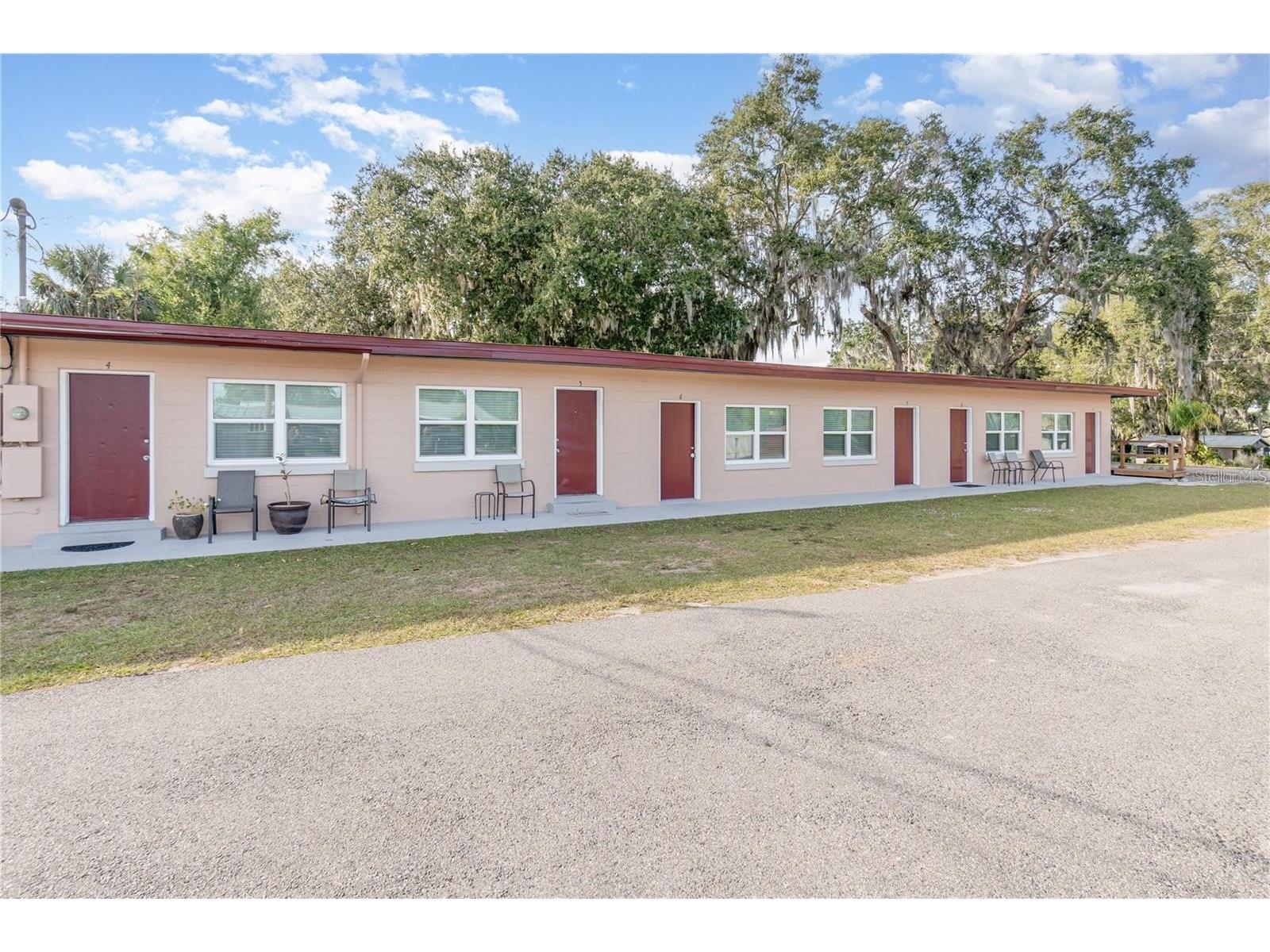 1401 E Alfred Street #11 Tavares FL 32778 G5111674 image1